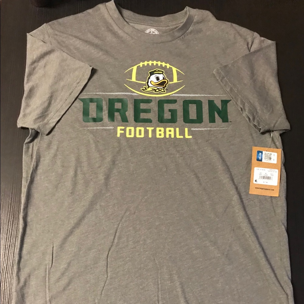 Oregon Football T shirt NWT